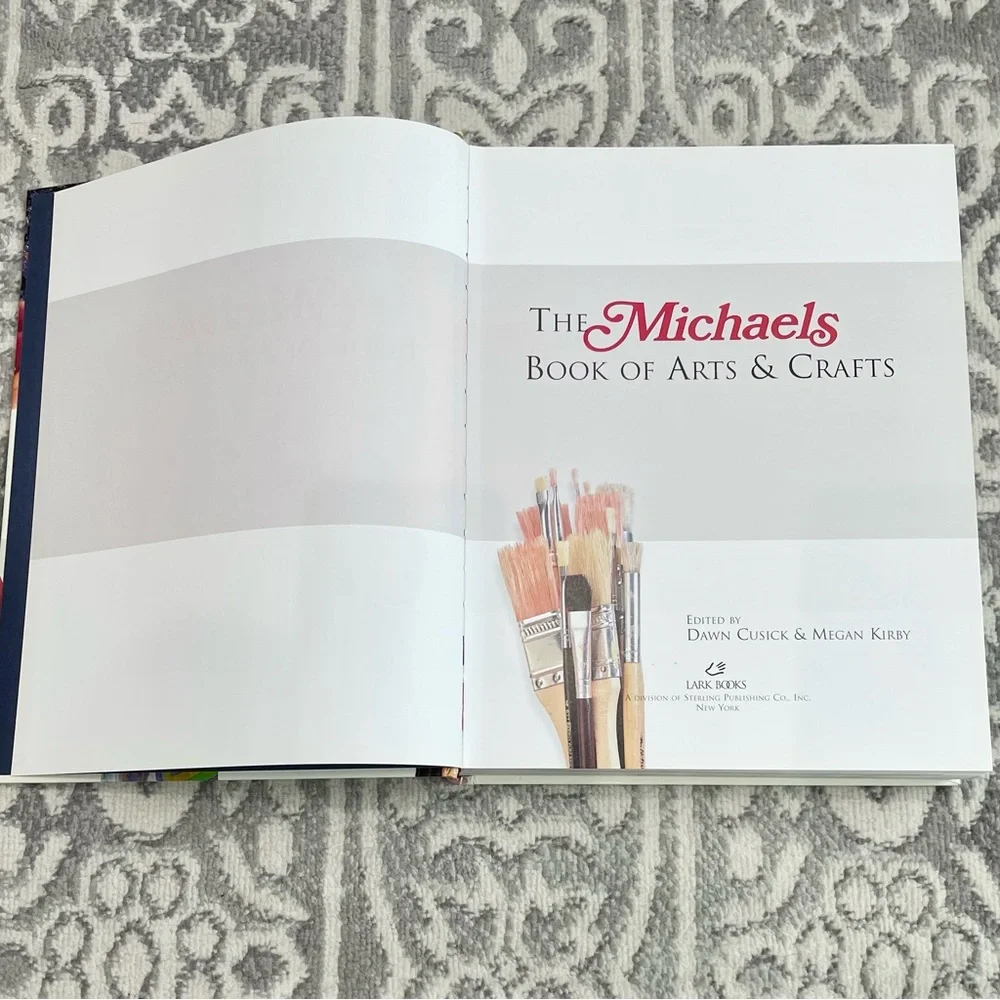 Large The Michaels Book of Arts and Crafts Coffee Table Book